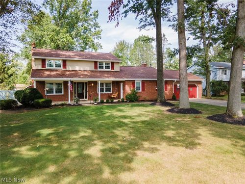 4438 Williamsburg Dr, Canfield, OH, 44406-9225 | Card Image