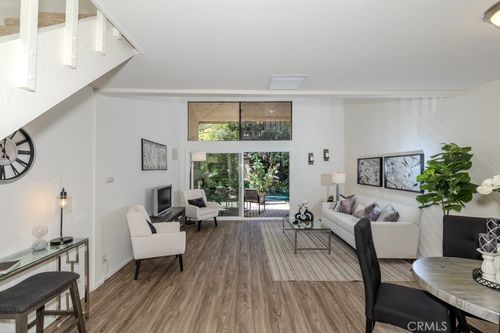 90-4900 Plaza Sq, Orange, CA, 92866-1433 | Card Image