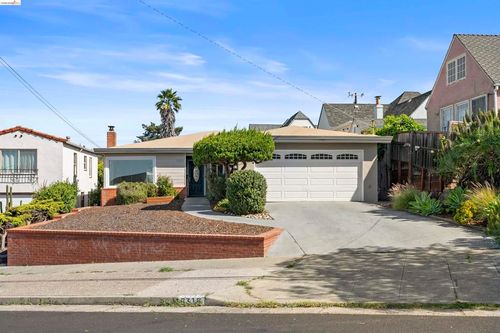 5315 Macdonald Ave, El Cerrito, CA, 94530-1635 | Card Image