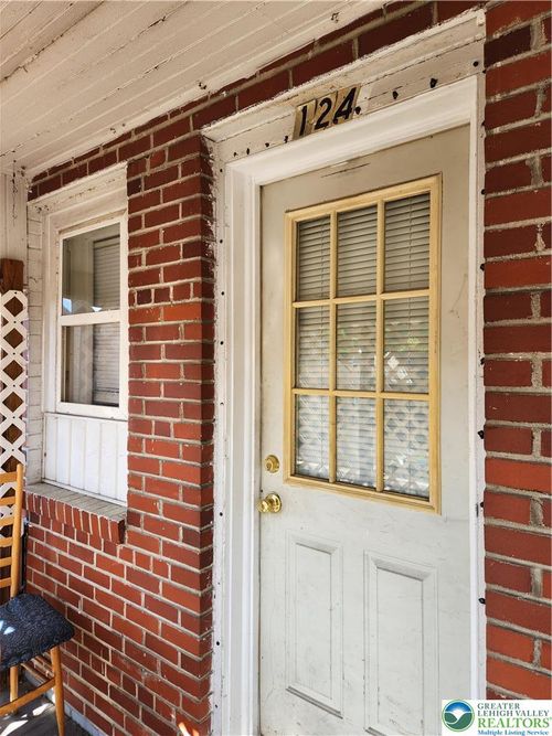 2nd-flr-124 S 2nd St, Bangor, PA, 18013-2504 | Card Image