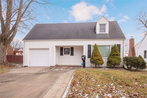 271 N Hawkins Ave, Akron, OH, 44313-6408 | Card Image