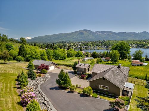 17441 Lake Terrace Pl, Mount Vernon, WA, 98274-8184 | Card Image