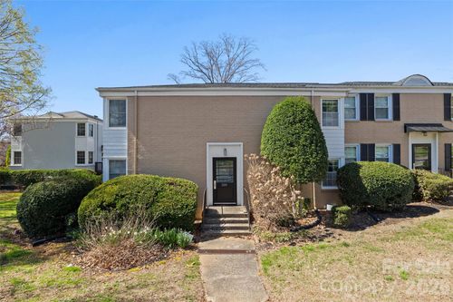 apt-b-520 Wakefield Dr, Charlotte, NC, 28209-3492 | Card Image