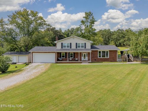 624 Back Valley Rd, Oliver Springs, TN, 37840-3111 | Card Image