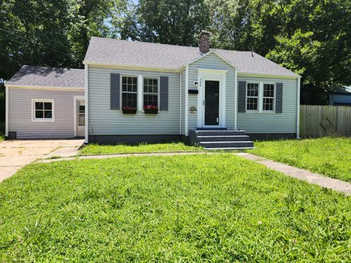 524 W Jackson St, Marshfield, MO, 65706-2203 | Card Image
