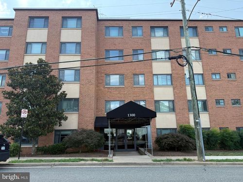 512-1300 Arlington Ridge Rd, ARLINGTON, VA, 22202-1966 | Card Image