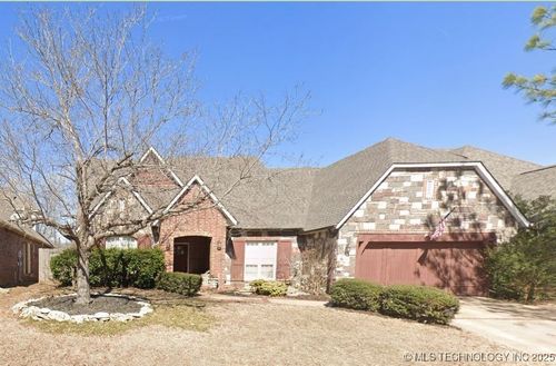 8711 S 101st East Ave, Tulsa, OK, 74133 | Card Image