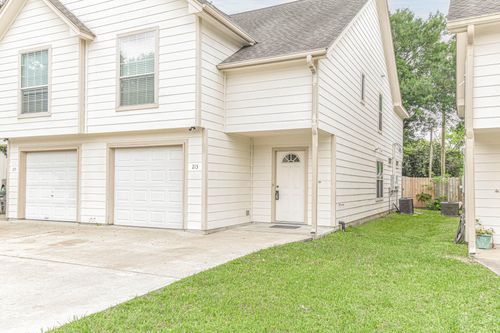 213 Foster St, Tomball, TX, 77375-2429 | Card Image