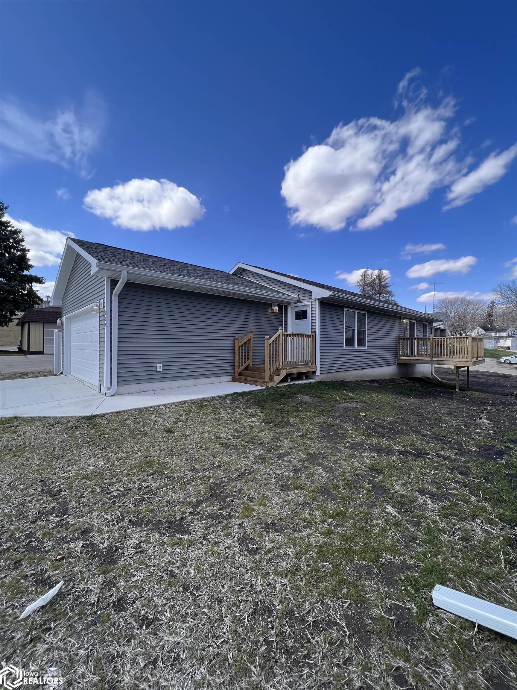 K St, Forest City, IA 50436