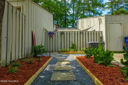 109 Mallard Cv, Vass, NC, 28394-8372 | Card Image