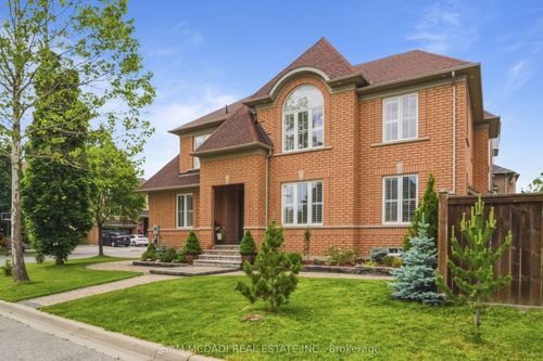 5 Whitbread Cres, Ajax, ON, L1Z0E3 | Card Image