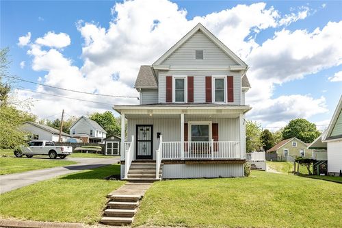 157 Lamberton St, Franklin, PA, 16323-2935 | Card Image