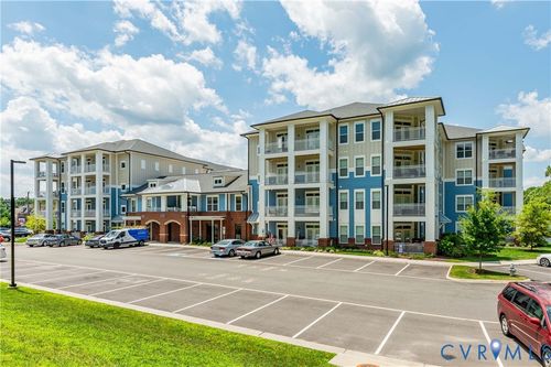 unit-102-10521 Stony Bluff Dr, Ashland, VA, 23005-8224 | Card Image