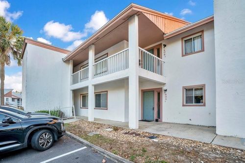 404-404 Country Ln Ne, WINTER HAVEN, FL, 33881-2676 | Card Image