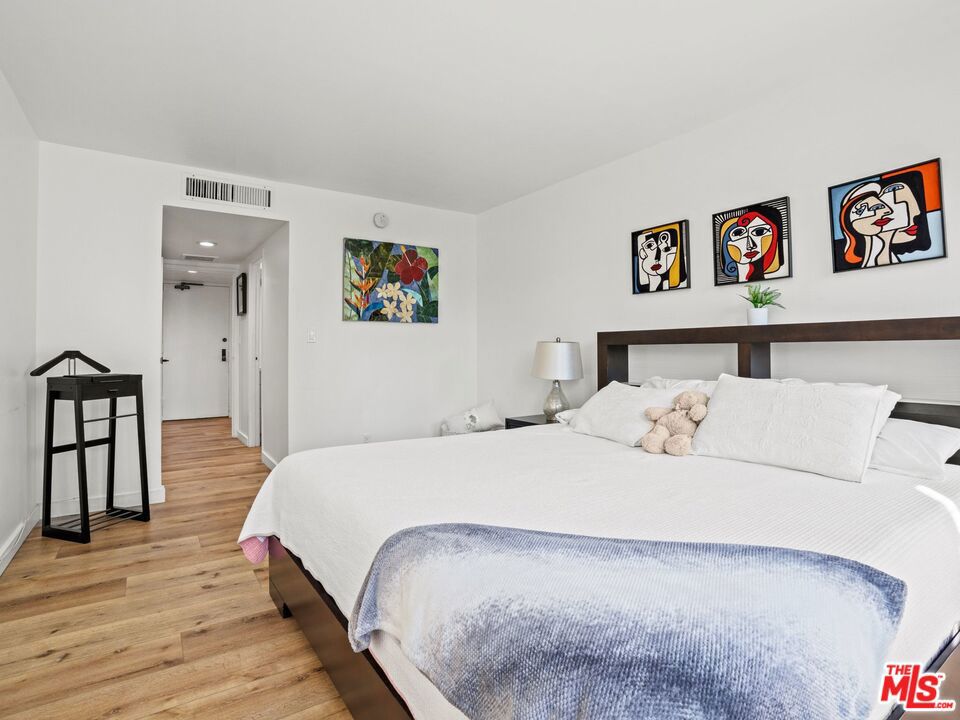 Residential in Los Angeles 5