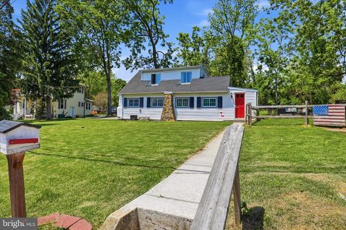 151 Mill Rd, NORRISTOWN, PA, 19401-1816 | Card Image