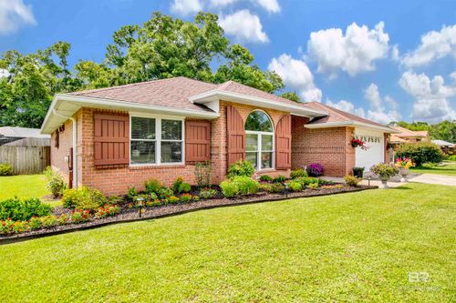 10679 Mahogany Ln, Lillian, AL, 36549-3963 | Card Image