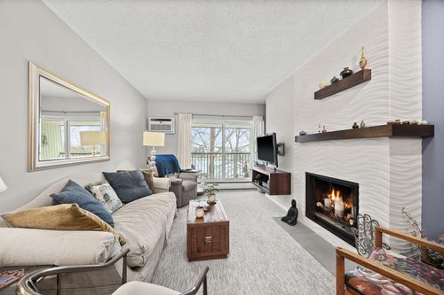 319-4820 Park Commons Dr, Saint Louis Park, MN, 55416-2645 | Card Image