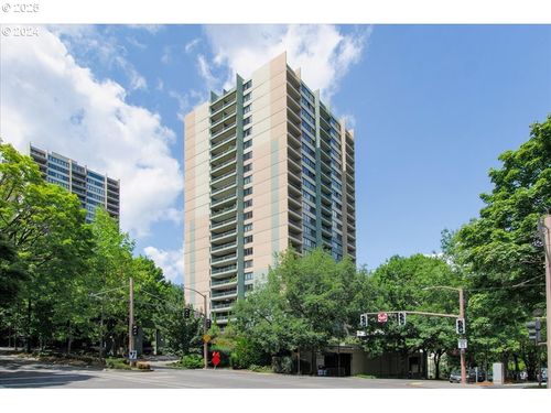 111 Harrison St, Portland, OR, 97201-5336 | Card Image