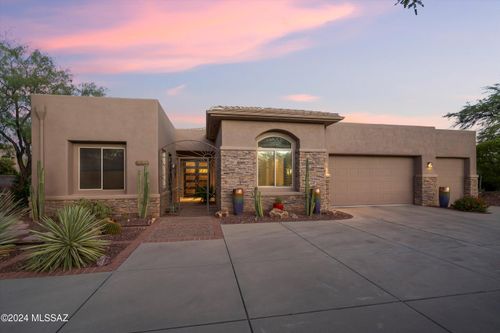 13850 N Bowcreek Springs Place, Oro Valley, AZ, 85755 | Card Image