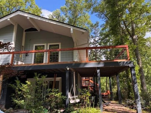 28 Wake St, Waynesville, NC, 28786-4776 | Card Image