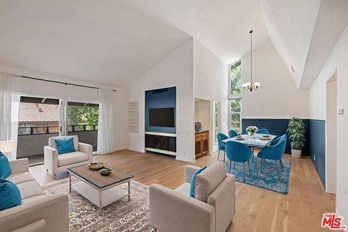 unit-4-31568 Agoura Rd, Westlake Village, CA, 91361-4416 | Card Image