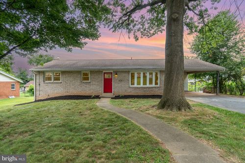 1390 Dayton Rd, STEELTON, PA, 17113-1003 | Card Image