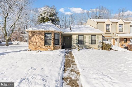 9 Devon Ct, Robbinsville, NJ, 08691-3101 | Card Image