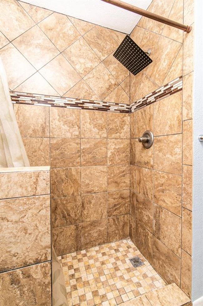 3405 Randall Dr, House other with 4 bedrooms, 2 bathrooms and 2 parking in Pearland TX | Image 20