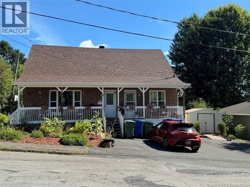 5 Rue Narcisse-Beaulieu, Edmundston, NB, E3V1N5 | Card Image