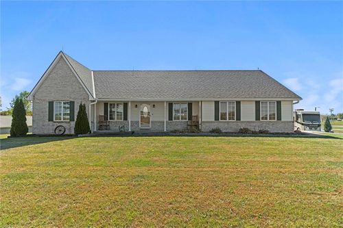 100 Meadows Ln, Pattonsburg, MO, 64670-8337 | Card Image