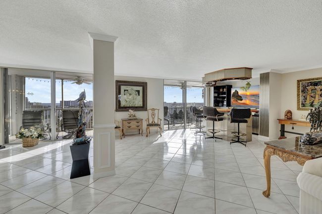 APT-1501 - 1505 N Riverside Dr, Condo with 3 bedrooms, 3 bathrooms and null parking in Pompano Beach FL | Image 7