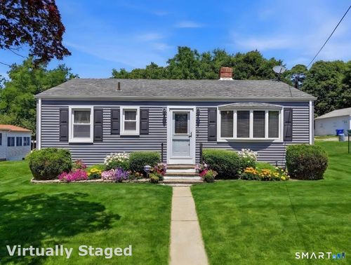31 Roseleah Dr, Waterford, CT, 06385-4311 | Card Image