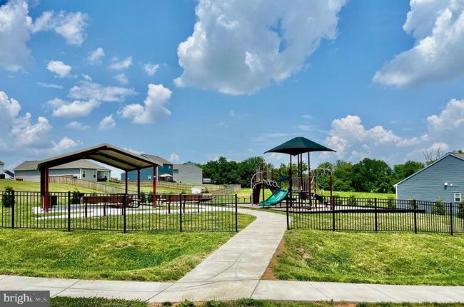9962 Roulette Dr, House other with 3 bedrooms, 3 bathrooms and null parking in HAGERSTOWN MD | Image 32