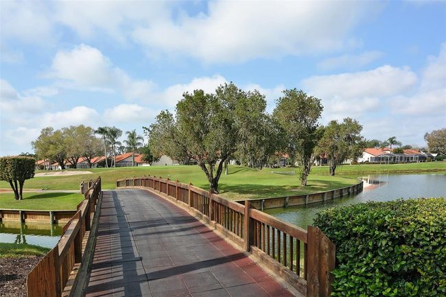 APT-202 - 4211 Caddie Dr E, Condo with 2 bedrooms, 2 bathrooms and null parking in BRADENTON FL | Image 60