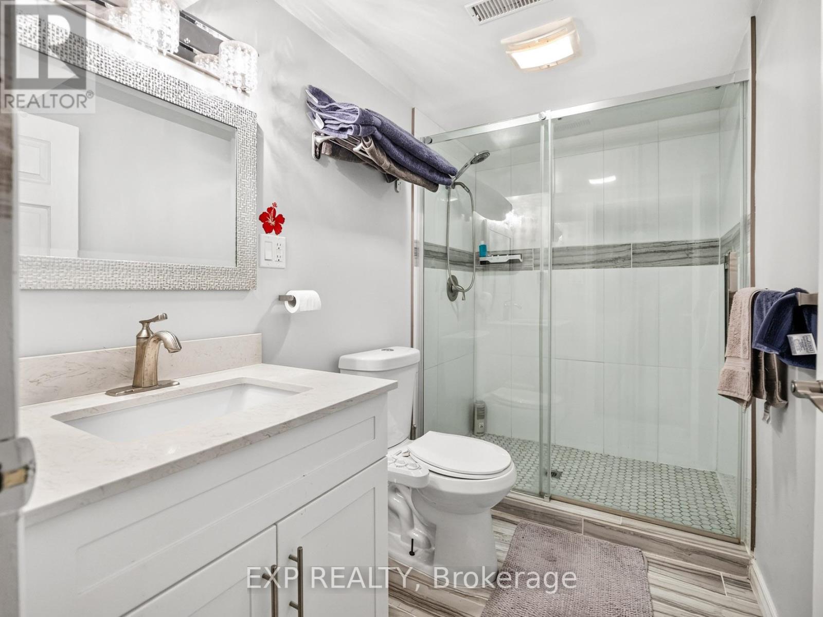 Residential Lease in Niagara Falls (Arad/Fallsview) 5