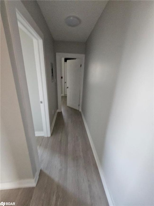 7 - 917 Main St E, House attached with 2 bedrooms, 1 bathrooms and null parking in Hamilton ON | Image 6