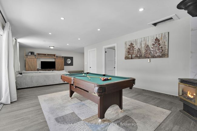 9755 Longwoods Rd, House other with 5 bedrooms, 3 bathrooms and 4 parking in London ON | Image 29