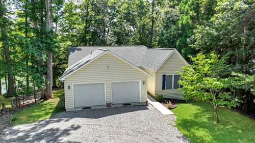112 Hilltop Dr, Huddleston, VA, 24104-3123 | Card Image
