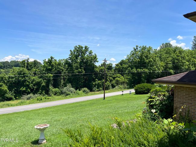 211 Overview Loop, House other with 3 bedrooms, 3 bathrooms and null parking in Jonesville VA | Image 5