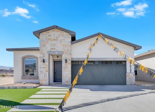 105 Madrid Trail, Sunland Park, NM, 88063 | Card Image