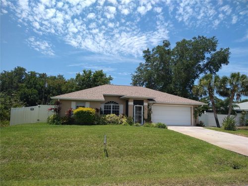195 Columbia Rd, Venice, FL, 34293-6011 | Card Image