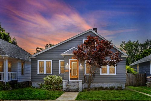 526 La Salle Ave, Saint Joseph, MI, 49085-1631 | Card Image