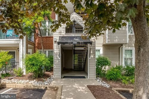 353-3305 Wyndham Cir, ALEXANDRIA, VA, 22302-4305 | Card Image