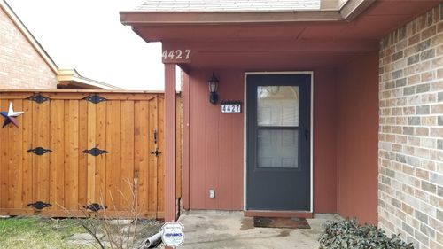 4427 Chapman St, The Colony, TX, 75056-3114 | Card Image
