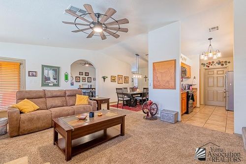 6324 E 45th Ln, Yuma, AZ, 85365-6330 | Card Image