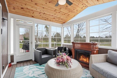 1707 Sapphire Way, Sun Prairie, WI, 53590-3082 | Card Image