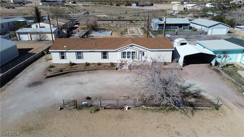 420 W Hoyt St, Beatty, NV, 89003-8066 | Card Image