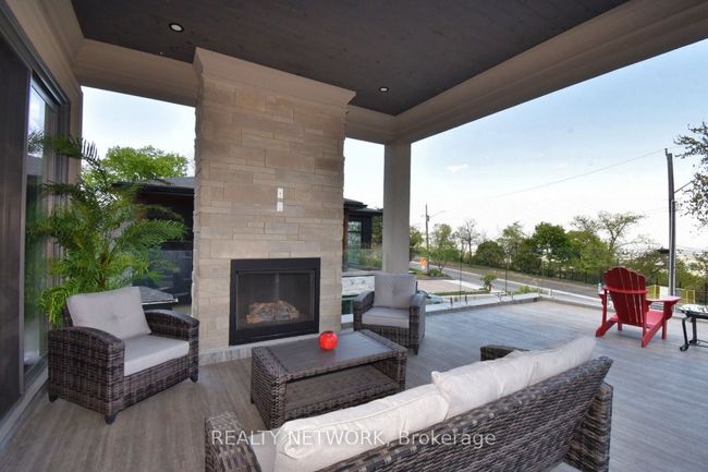 68 Mountain Brow Blvd, House other with 6 bedrooms, 6 bathrooms and 8 parking in Hamilton ON | Image 31