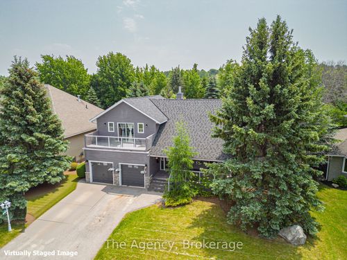 136 Grand Cypress Lane, Blue Mountains, ON, L9Y0K6 | Card Image